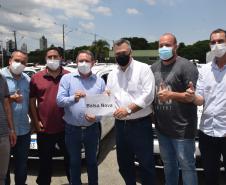Saúde entrega 108 veículos para a Região Metropolitana