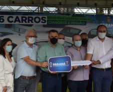Estado entrega 26 veículos e assina convênio de R$ 5 milhões em Cianorte