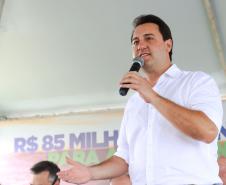 Com entrega de carros, Estado libera R$ 13 milhões para saúde da região de Apucarana