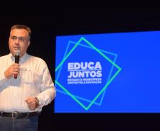 Importância da vacinação infantil contra a Covid-19 é reforçada em evento da Educação