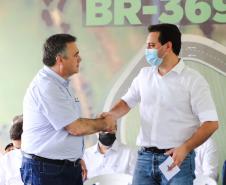 Saúde entrega 87 veículos e autoriza mais de R$ 11 milhões em investimentos para Londrina e região