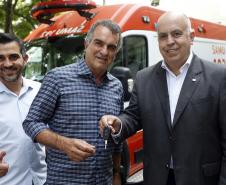 Saúde entrega ambulâncias para reforçar os serviços do Samu 