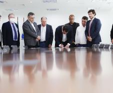 Estado libera recursos para aeroporto, saneamento e Santa Casa de Arapongas