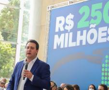 Investimento recorde na saúde pública do Paraná prevê mais de 300 obras e 744 novos veículos