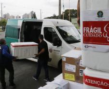 Saúde reabastece regionais com vacinas da gripe e Covid-19