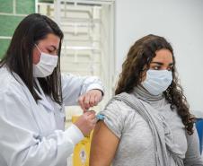 Dia D de Vacinação registrou mais de 371 mil doses aplicadas no Paraná