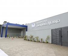 Governador em exercício participa da inauguração de novo complexo médico de Colombo