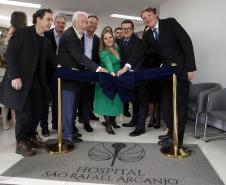 Governador em exercício participa da inauguração de novo complexo médico de Colombo