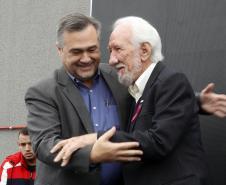 Governador em exercício participa da inauguração de novo complexo médico de Colombo