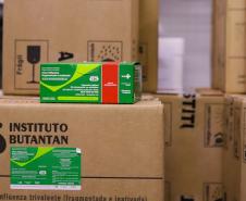 Paraná recebe primeiras doses de vacinas para campanha 2023 contra a gripe