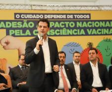 Paraná é o 1º estado a unir todos os Poderes no Pacto Nacional pela Consciência Vacinal