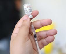 Secretaria da Saúde promove ação para imunizar seus servidores contra Influenza e Covid-19