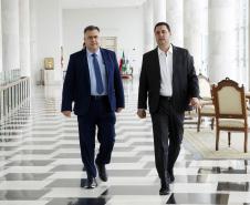 Governador recebe ministra da Saúde para debater fortalecimento da área no Paraná
