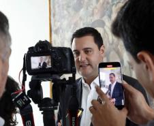 Governador recebe ministra da Saúde para debater fortalecimento da área no Paraná