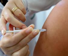 Secretaria da Saúde promove ação para imunizar seus servidores contra Influenza e Covid-19
