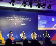 Técnicos da Saúde debatem políticas de prevenção de acidentes de trânsito, em Brasília