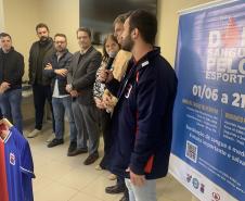 Com apoio dos três clubes de Curitiba, campanha incentiva população a doar sangue
