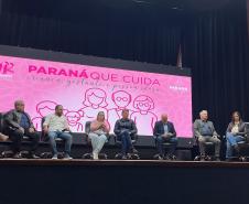 Governo lança caderneta de saúde do idoso e novas versões para as crianças e gestantes