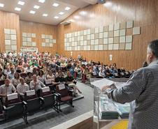 Saúde apresenta cadernetas de idosos, gestantes e crianças para cidades do Norte e Noroeste