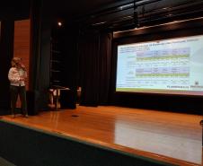 Imunização é tema de encontro de educação permanente de profissionais da saúde