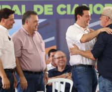 O governador Carlos Massa Ratinho Junior assinou convênio para a conclusão das obras do Hospital de Cianorte