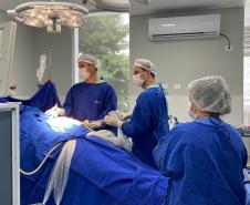 Com apoio do Estado, Hospital Regional da Lapa realiza sua primeira cirurgia por vídeo