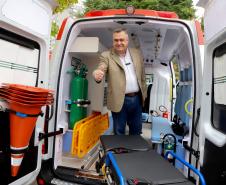 Estado entrega 24 novas ambulâncias para fortalecer o Samu de Curitiba