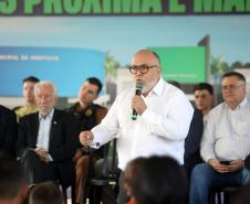 Estado libera R$ 12 milhões para 1º hospital de Imbituva e entrega matrículas de 171 casas
