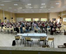 800 profissionais do Paraná vão começar a aplicar auriculoterapia no SUS