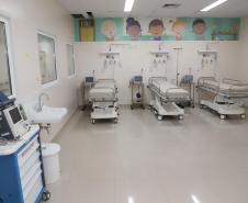 Megaestrutura: governador inaugura Hospital da Criança de Maringá