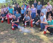 Secretaria da Saúde promove treinamento prático para brigadistas de incêndio