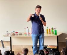 Com foco na prevenção de intoxicações infantis, Saúde amplia ações educativas nas escolas