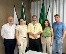 Serviço de verificação de óbito do Paraná recebe visita técnica do Ministério da Saúde