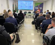 Paraná sedia encontro da rede de centros de inteligência estaduais para gestão do SUS
