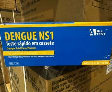 Paraná recebe 359,9 mil testes rápidos de dengue e Sesa organiza distribuição