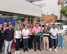 Estado entrega 10 novos veículos para fortalecer a Hemorrede do Paraná