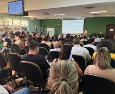 Governo do Paraná reforça estratégia para ampliar atendimento especializado no SUS