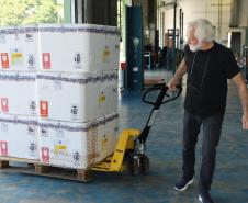 Paraná recebe 332 mil vacinas contra gripe e se prepara para início da campanha