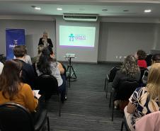 Sesa capacita profissionais para ampliar o cuidado com a infância no Paraná