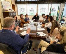 Sesa recebe representantes do ES