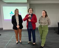 Sesa capacita profissionais para ampliar o cuidado com a infância no Paraná