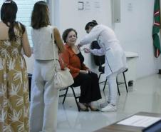 Servidores estaduais da Saúde recebem vacina da gripe e Covid-19