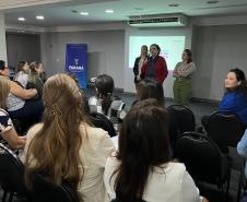 Sesa capacita profissionais para ampliar o cuidado com a infância no Paraná