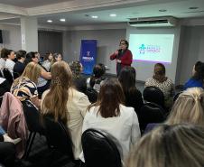 Sesa capacita profissionais para ampliar o cuidado com a infância no Paraná