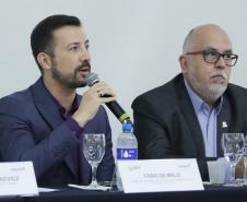 Dia D da vacinação será em 10 de maio; força-tarefa nas escolas começa na segunda