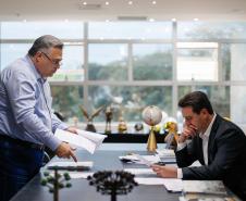 Governador autoriza concurso para 625 profissionais e anuncia promoção de servidores da Saúde