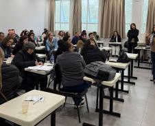 Com nova metodologia, Paraná capacita 80 profissionais para cuidados com a saúde mental