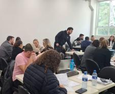 Com nova metodologia, Paraná capacita 80 profissionais para cuidados com a saúde mental