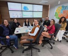 Referência: comitiva de Goiás conhece modelo de atendimento materno-infantil do Paraná