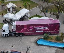 Carreta Saúde da Mulher zera fila para exames de mamografia em Cerro Azul